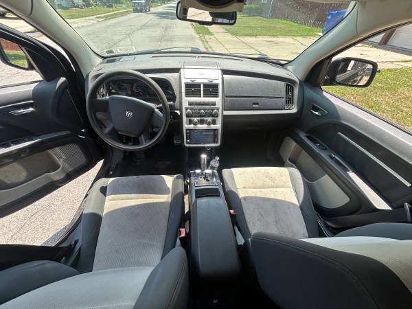 2009 Dodge Journey - $3,60063483359826947124