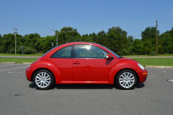2008 Volkswagen NEW BEETLE S LOW MILES - $6,999 (MANASSAS)63616443770755123
