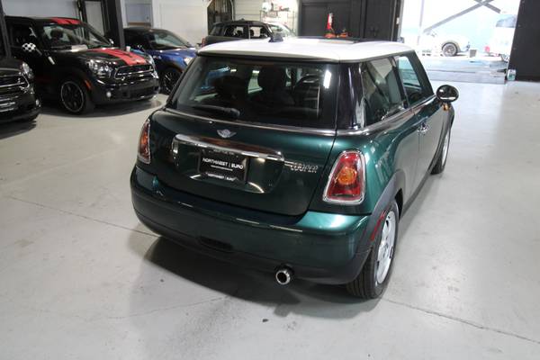 2008 R56 MINI COOPER Hardtop VERDE DE CARRERAS BRITÁNICO Frenos nuevos SOLO 91 mil - $5.900 ((Especializados SOLO en MINI / Salón interior))63484809490177123