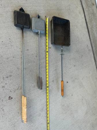 Camping Cooking Items- Pudgy pie makers & pan 1