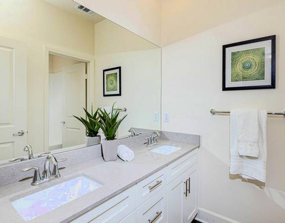 $3,295 / 3br - 1632ft2 - Spacious Dining Room, Electric Range, Recessed Lighting - Newly Built (San Diego)64037044321281122