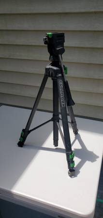 Black Cullmann Camera Tripod 1