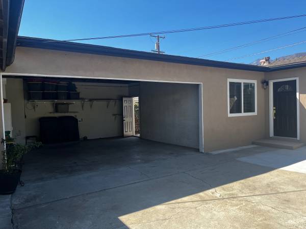 1 Bedroom One Bath Duplex 1