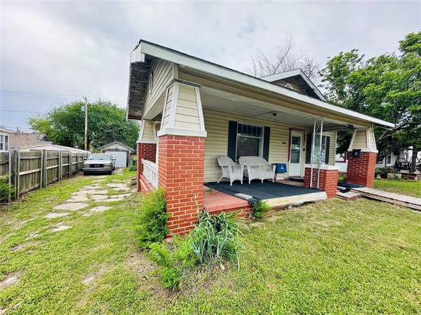 $840.00 / 3br - 1450ft2 - 1204 N BEARD AVE63670484224129122