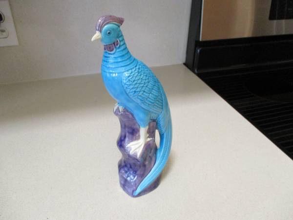 Exotic bird ceramic 1