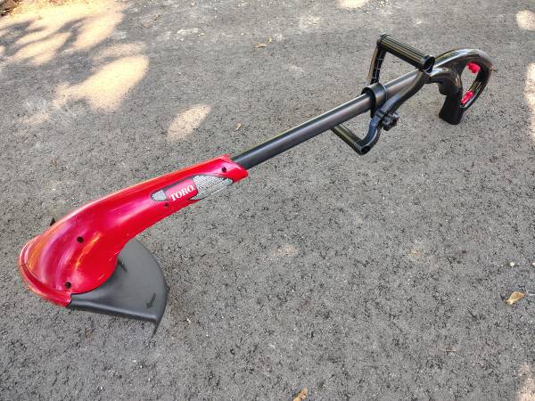 Toro 13" electric string trimmer grass weed eater whacker 1