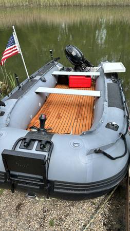 Saturn 13 with 20HP Suzuki 1