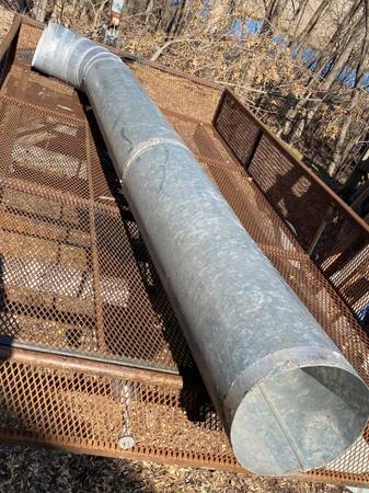 10" Round Heat Duct W/ Elbow 1