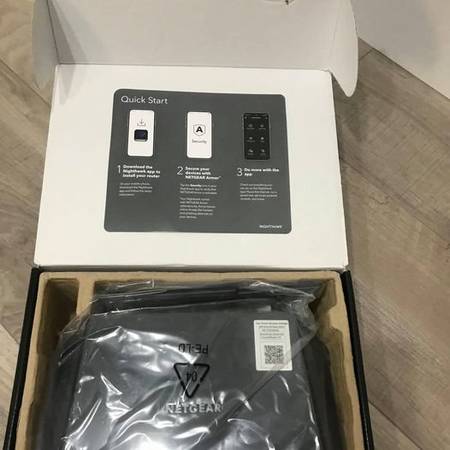 NETGEAR - Nighthawk R7000 AC1900 WiFi Router - Black 1