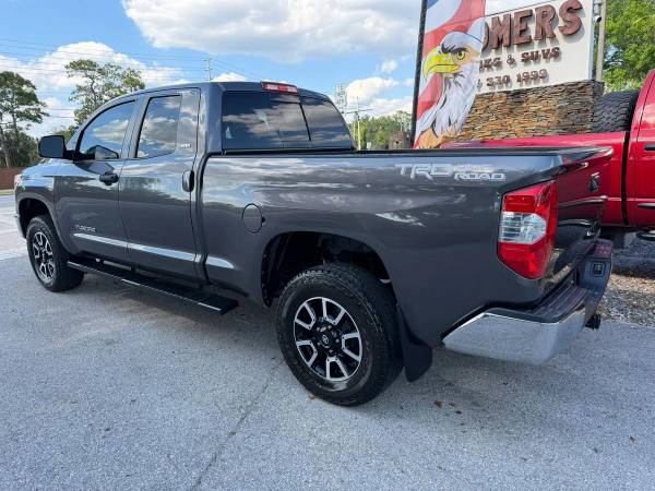 2017 Toyota Tundra Double Cab - Photo 4