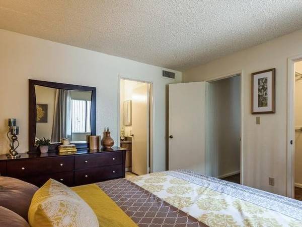 $1,095 / 1br - 630ft2 - High Speed Internet Available, Spacious Floor Plans, Cable Ready (Tempe)64024995491585123