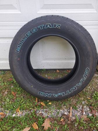 Grantland Milestar P235/65R17 tire 1