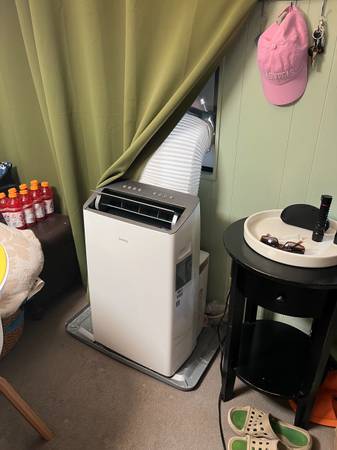 Moving Off Island - Everything Must Go!  2 Days Only! 1