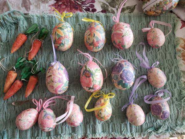 Hand Painted Floral Designed Paper Mache Easter Eggs/Carrots Decor 1