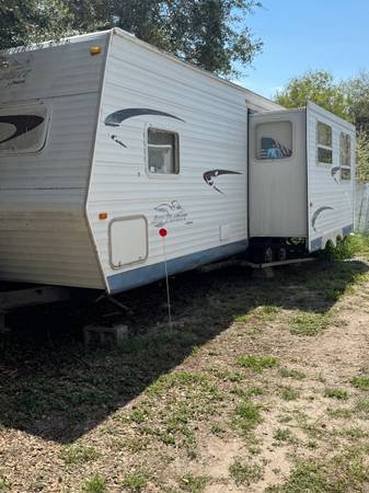 $600 / 1br - 224ft2 - RV EN ALQUILER $600 AL MES (Rockport Tx)64036536339971121