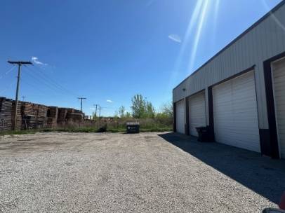 $16,333 / 24500ft2 - Industrial Building - 1548 Cline Ave.  (MK) (Gary)63918533312899123
