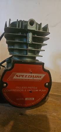 Vintage  Speedaire Compressor 1