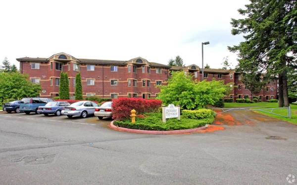 $1,150 / 1br - 590ft2 - One bedroom units reserved for seniors - First Month's Rent Free! (Renton)63659613748355120