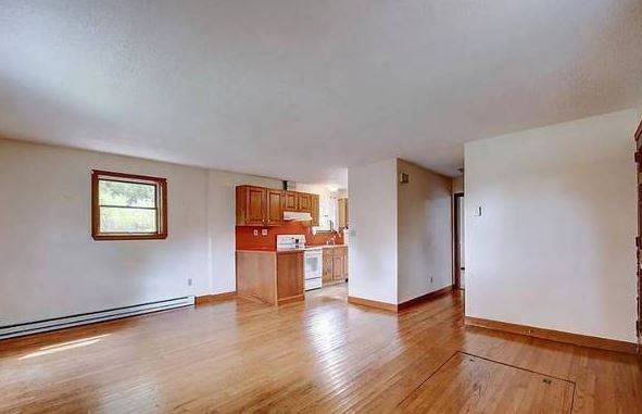 $871 / 2br - 2 Bedrooms, 2 Baths, laundry, entertainment room, (North Hollywood, CA)63912985071875120