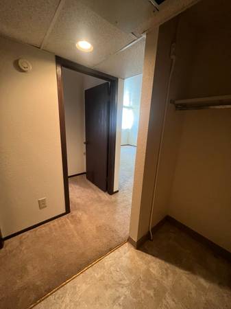 $1,450 / 1br - 780ft2 - Plenty of space and amazing views from this 780 sq ft 1 bed/1 bath! (Anchorage - Midtown)64014170930817121
