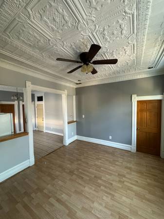 $1,575 / 2br - DISPONIBLE 1735 W 17th St Unidad 1 Chicago, IL 60608 (Pilsen, Chicago)63771196888579121