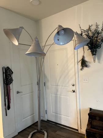 Large standing adjustable vintage lamp 1