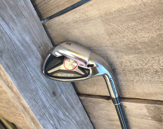 TaylorMade Golf "Burner" Wedge de 55º - $40 (santa rosa)63471477542019122