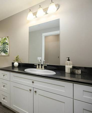 $2,995 / 4br - 2092ft2 - Exclusive 4 BR/2.5 BA, Open Floorplan, Stainless Steel Appliances (Bellingham)63920959790338122