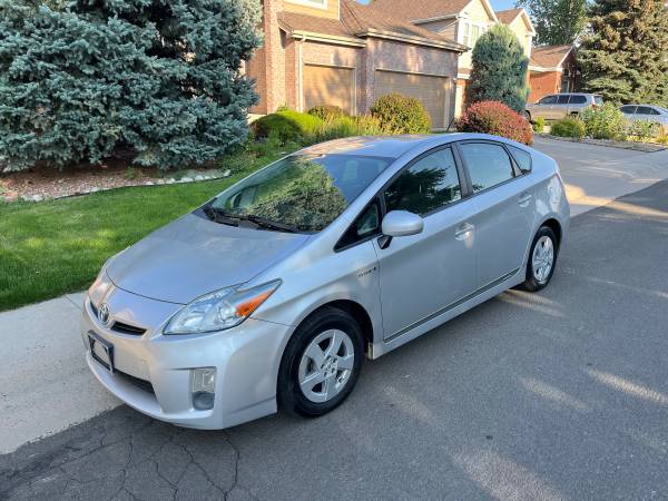 2011 Toyota Prius five hatchback 4D run great 149K miles - $6,700 (Greenwood Village)63619795313793120