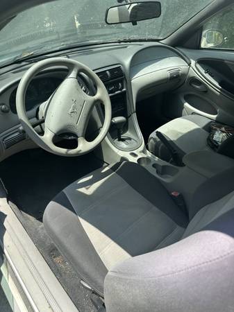 🚗 2001 Ford Mustang – Project-Ready & Priced to Sell - $2,000 (Pasadena)63618242634755122