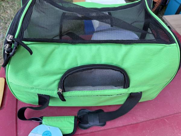 Pet carrier 1
