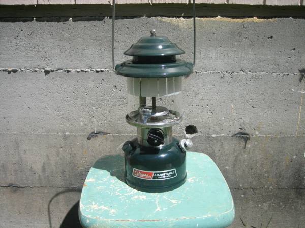 Coleman 2 Mantle Lantern w/Picket Fence Globe 1