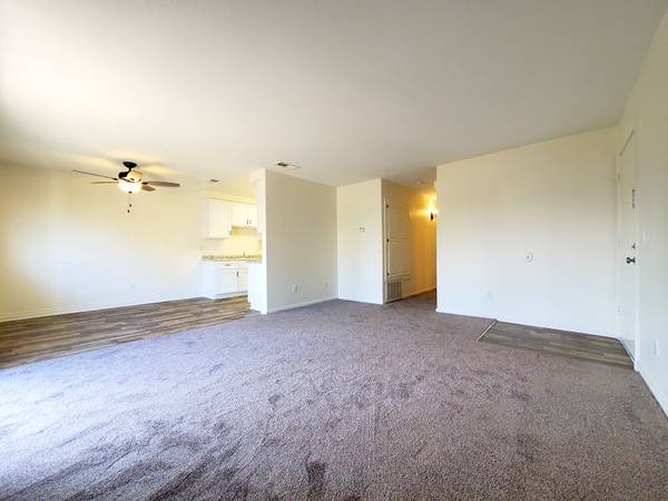 $2,675 / 3br - Palm Villas - 3x2 Cottage! Lavandería en el lugar! Aire acondicionado central! (El Cajon)63701744212099121