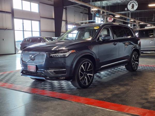 2023 Volvo XC90 AWD Plus photo 3