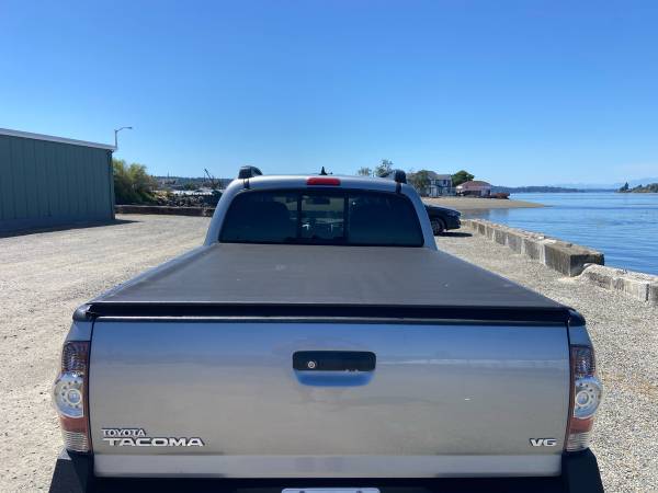 2015 Toyota Tacoma TRD Sport 4x4 60k millas originales - $27,500 (Tacoma)63623042965379124
