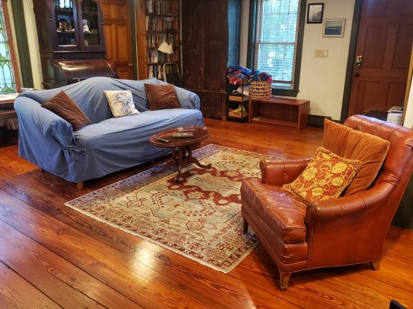 $4,000 / 3br - 2300ft2 - Walk to Beaches from Charming Home W/Hot Tub & AC in Groton Long Point (Groton Long Point, CT)64194823419138121
