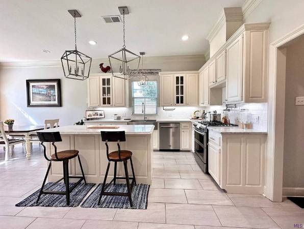 $600 Room for Rent Near Thayer St & Whole Foods (Fox Point)63984237602819121