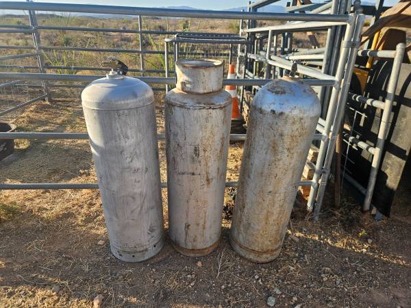 Propane tanks 1