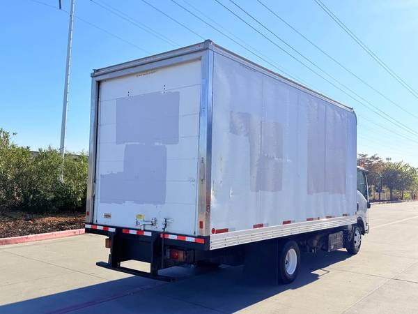 2015 Isuzu NPR HD - Photo 5