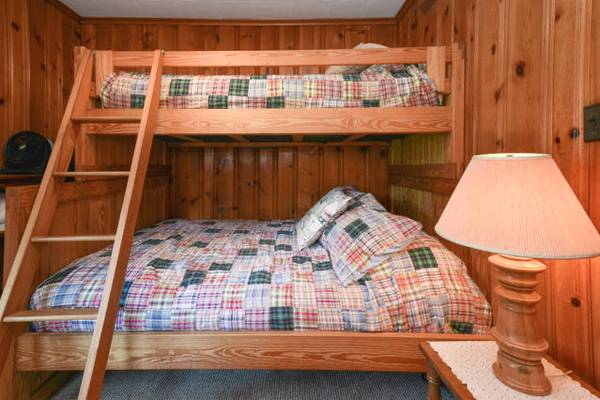 $1 / 3br - 1500ft2 - Narrow River Waterfront 6kayaks 3SUPs 2canoe 8bike time in Aug 8/23 on (WAKEFIELD)63380466869123123