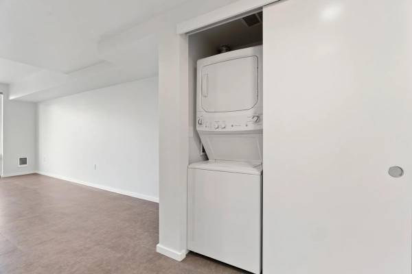 $3,484 / 2br - 970ft2 - LARGE 1-Bdrm MFTE Available For Immediate Move-In (Capitol Hill)63995109643523123
