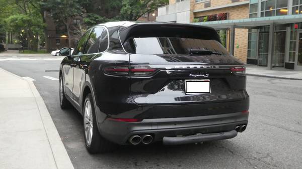 2019 Porsche Cayenne S completamente equipada, pocos kilómetros, informe Carfax limpio - $49,000 (Brooklyn)63469619309441122