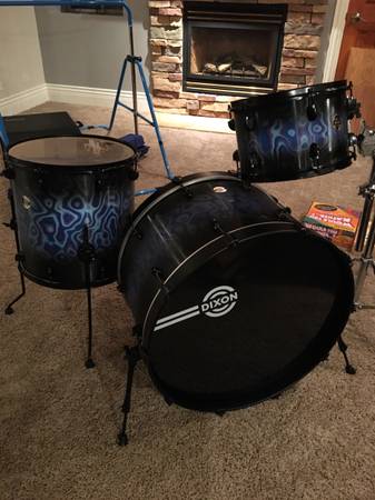 Dixon drums 1