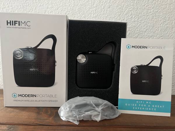 Modern Portable Wireless Bluetooth Speaker 1