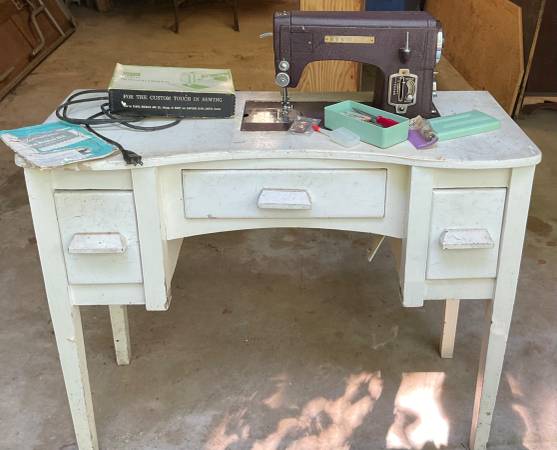 Kenmore Sewing Machine 1