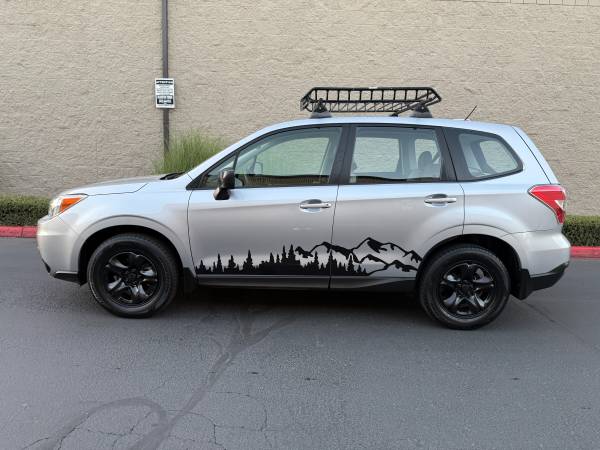 2014 Subaru Forester 2.5i AWD - SUPER LOW MILES / SERVICED / LOCAL!! - $12,900 (Subaru Forester In Beaverton)63441436071297123