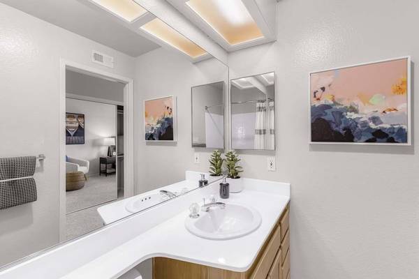 $3,689 / 3br - 1230ft2 - San Diego CA, Relaxing Spa & Hot Tub, 3 BD (9870 Mercy Rd, San Diego, CA)63998454257027122