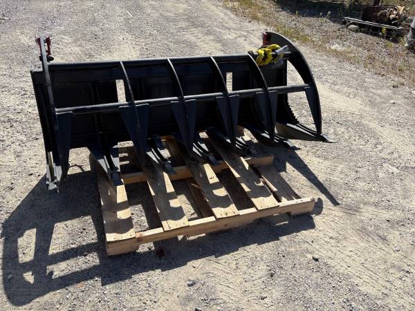 Unused 48” - 84” Root Rake Grapple for Skidsteer Quick Attach 1