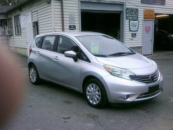 2016 NISSAN VERSA NOTE - $5.950 (East Greenbush)63477996742403121