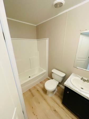 $39,000 / 3br - 1000ft2 - Mobile Home (Seguin)64148854346881122
